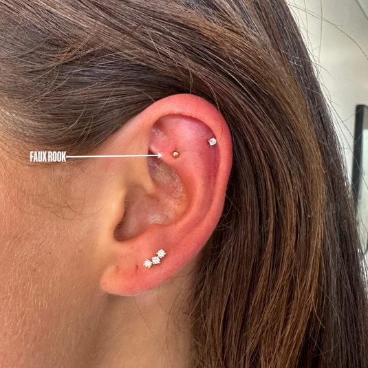 Rook Piercing Guide | Placement, Pain, Healing & Jewellery Tips – covetear